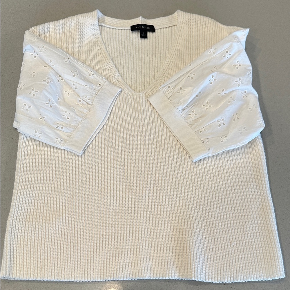Ann Taylor Cream/White Short‑Sleeve Knit Top with Eyelet Sleeves